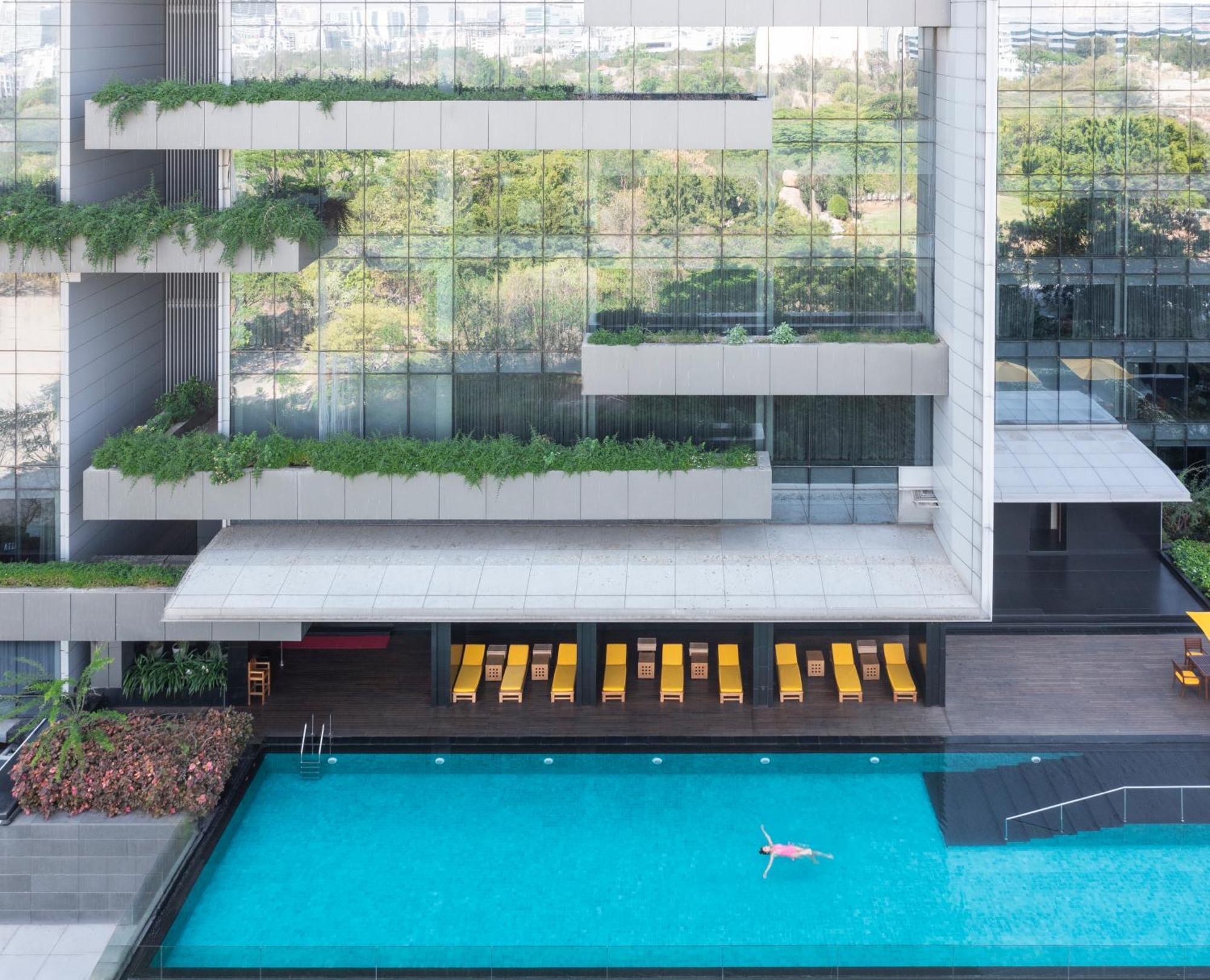 Trident Hyderabad Hotell Exteriör bild The Park, Hyderabad