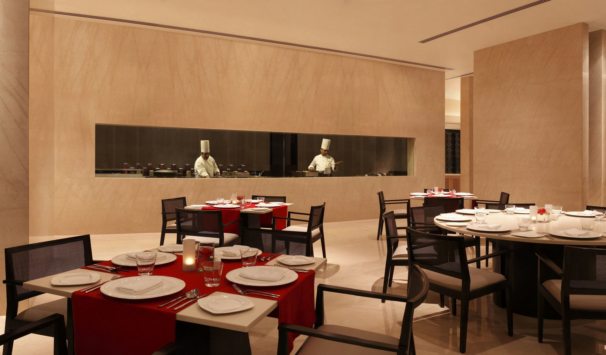 Trident Hyderabad Hotell Restaurang bild The Park, New Delhi